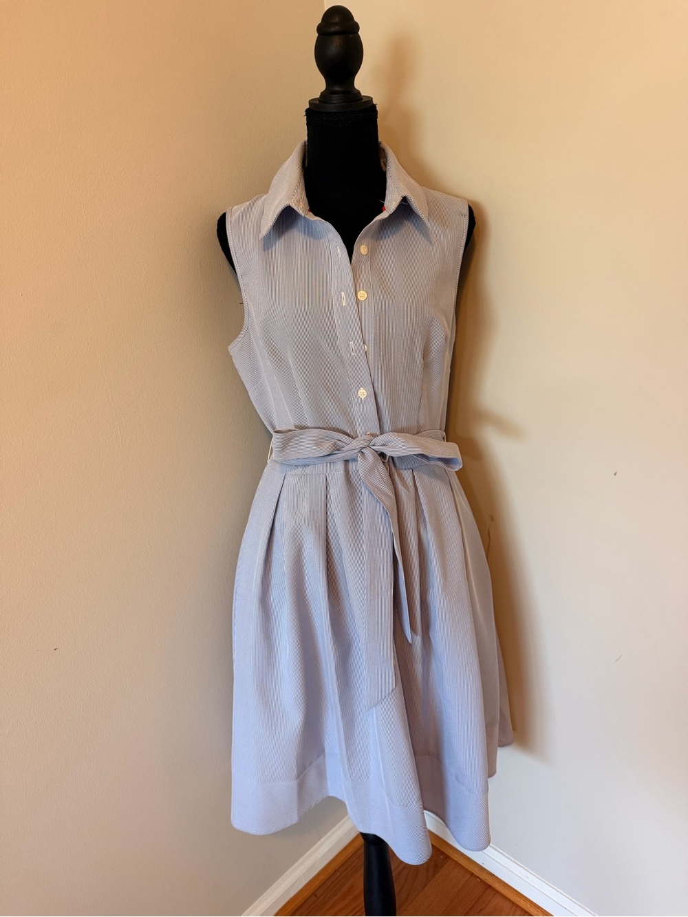 Jones New York Light Blue Sleeveless Shirt Dress with Waist Tie